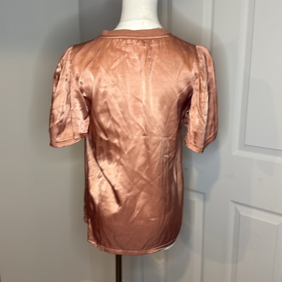 Nation LTD Rose Gold Satin Puff Sleeve Top – Size XS (NWOT) - Picture 8 of 9
